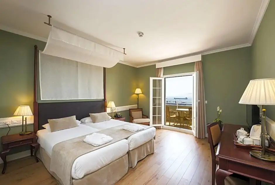 2 Bedrooms Suite
