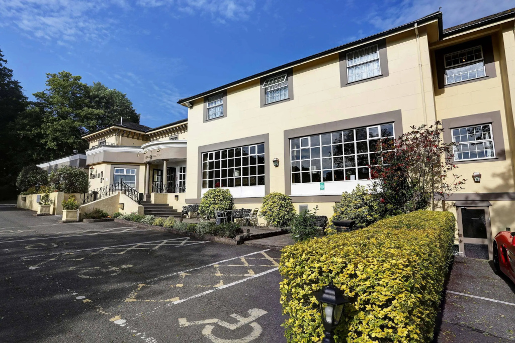 Reigate Manor