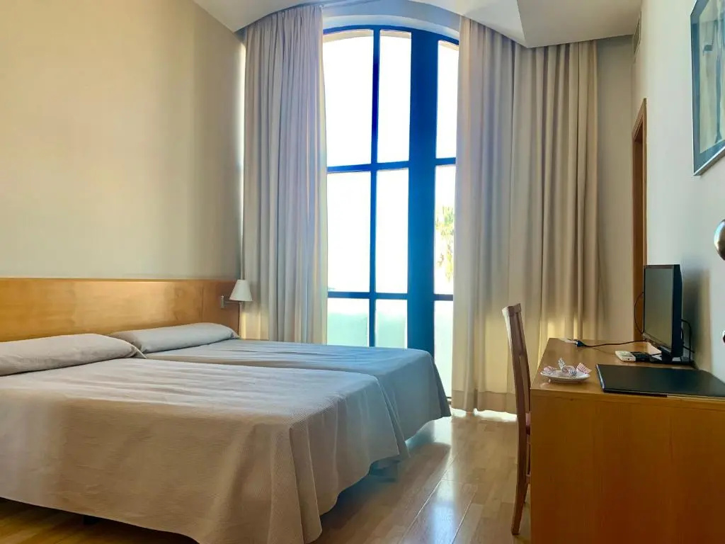 Standard Double room (twin beds)