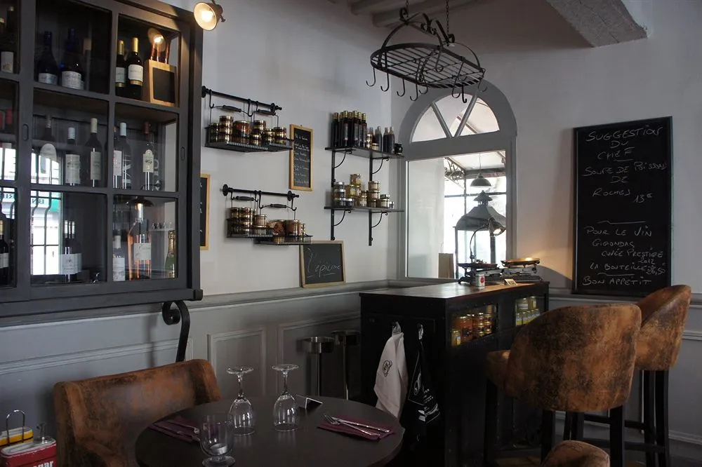 Hôtel de France - Hôtel de charme en Provence - Général