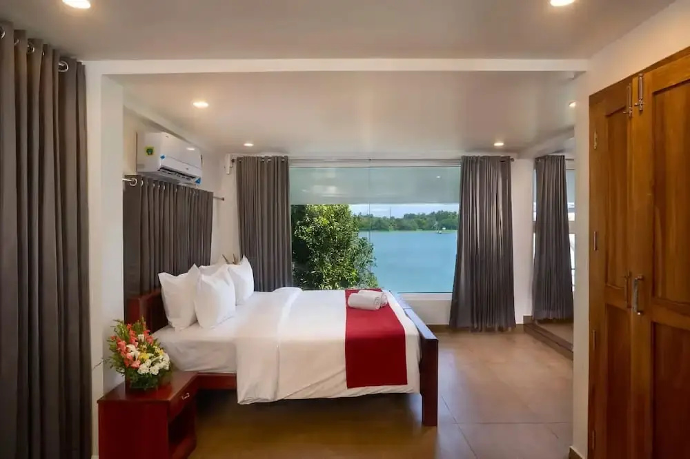 Superior room with sea view