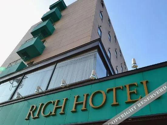 Tendo Rich Hotel