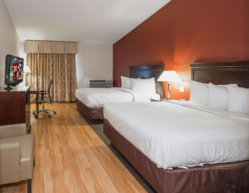 Superior Quadruple room