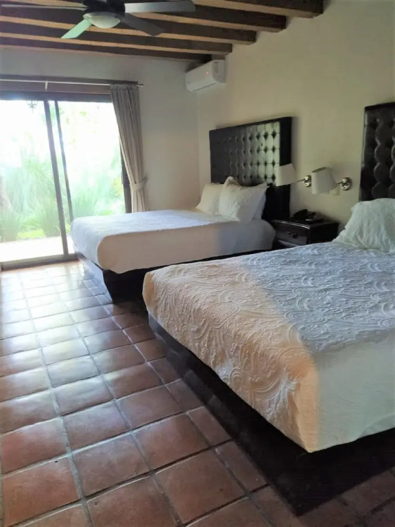 Superior Double room (full double bed)