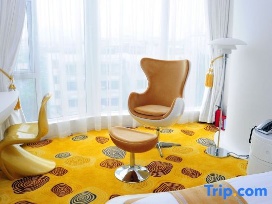 Люкс Deluxe в Guangzhou Planet Hotel