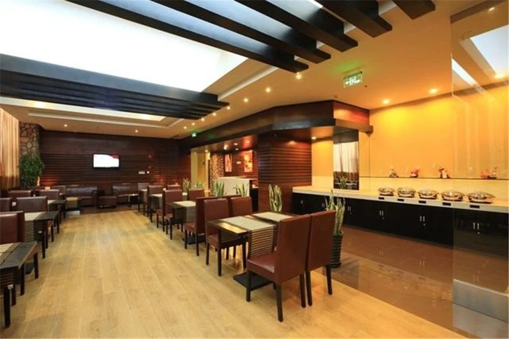 Food & Beverage