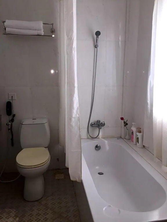 Deluxe Double room (full double bed)