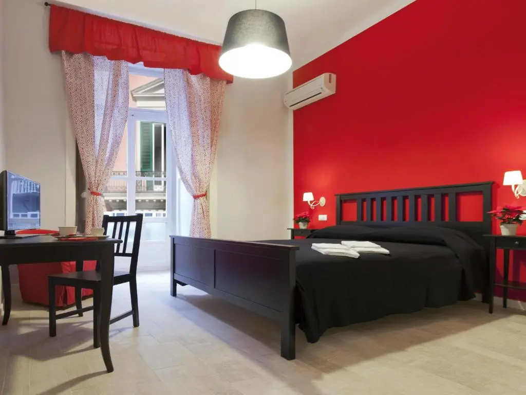 Standard Double room with balcony (full double bed)
