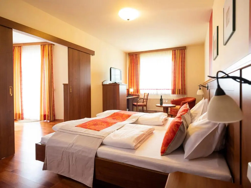 Hotel Neustifter - Chambres