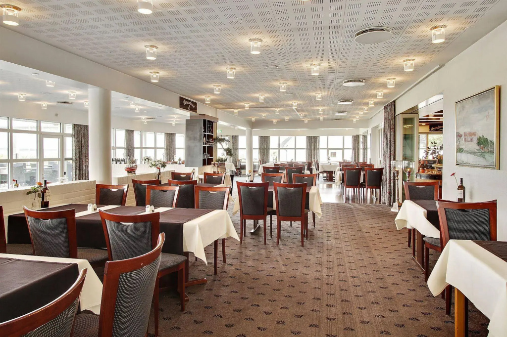Hotel photo 13