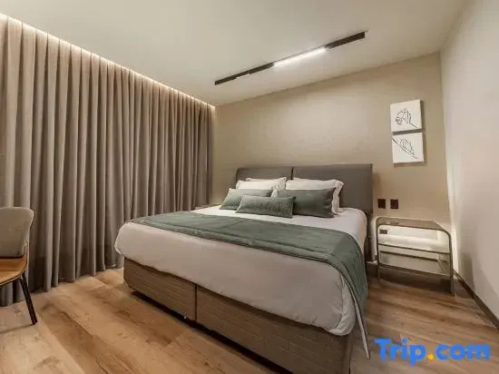 Superior Double room (full double bed)