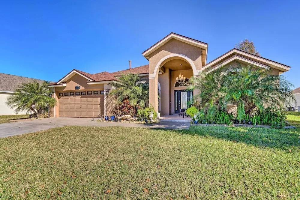 Clermont Vacation Rental w/ Pool: 11 Mi to Disney