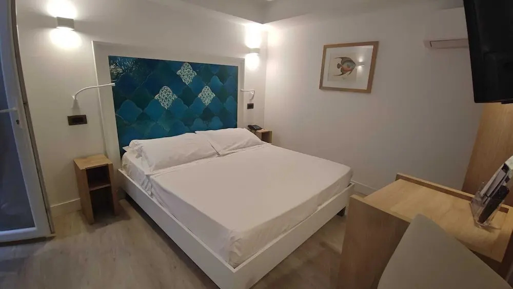 Economy Double room (full double bed)