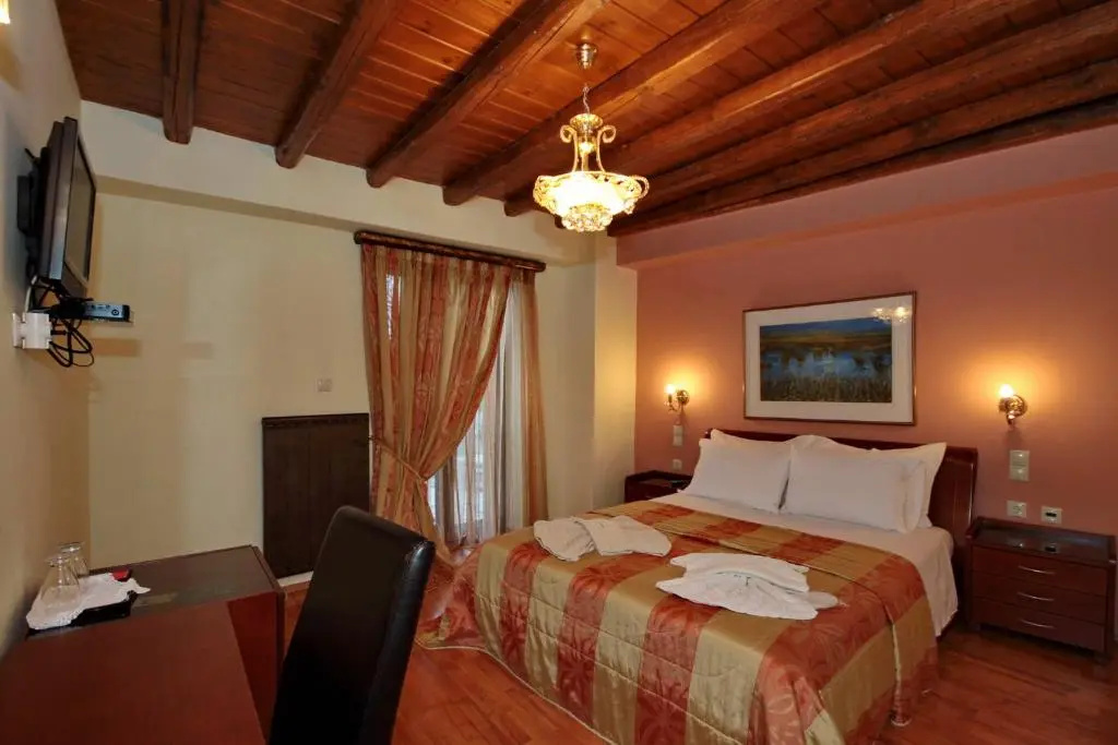 Standard Double room (full double bed)