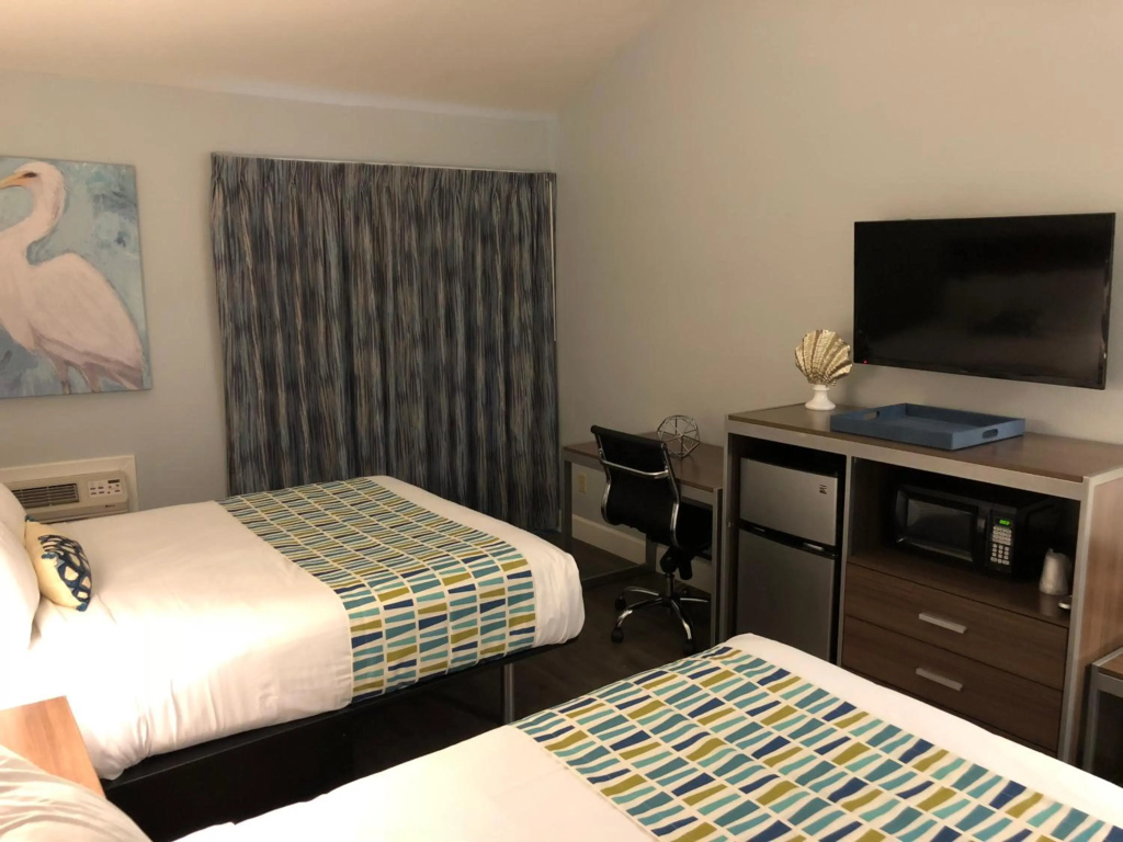 Sand Dollar Inn — 2