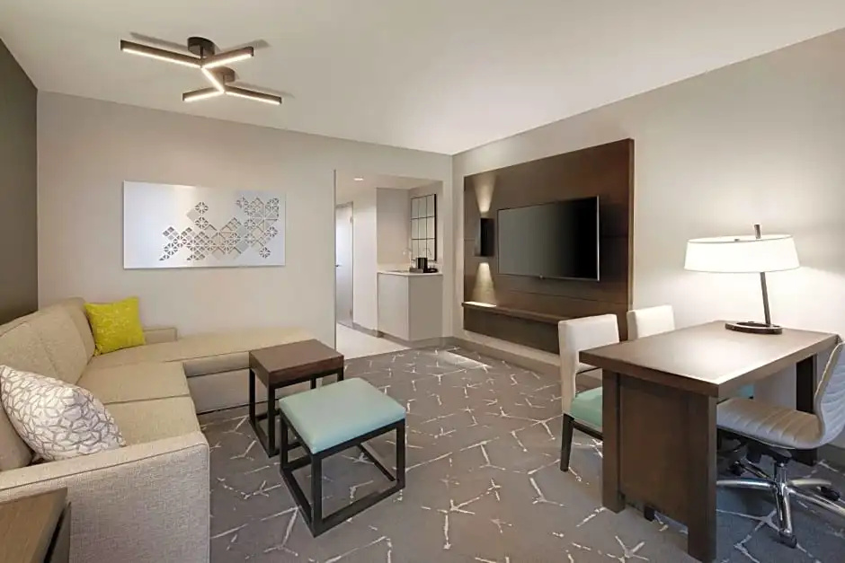 Embassy Suites by Hilton Atlanta Perimeter Center - Chambres
