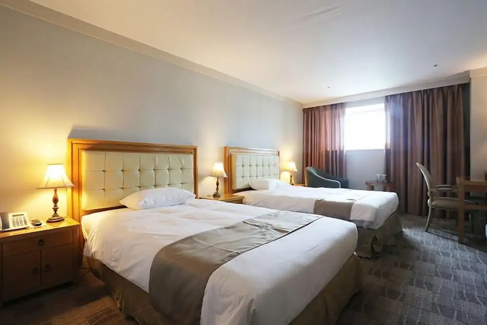 Deluxe Double room (twin beds)