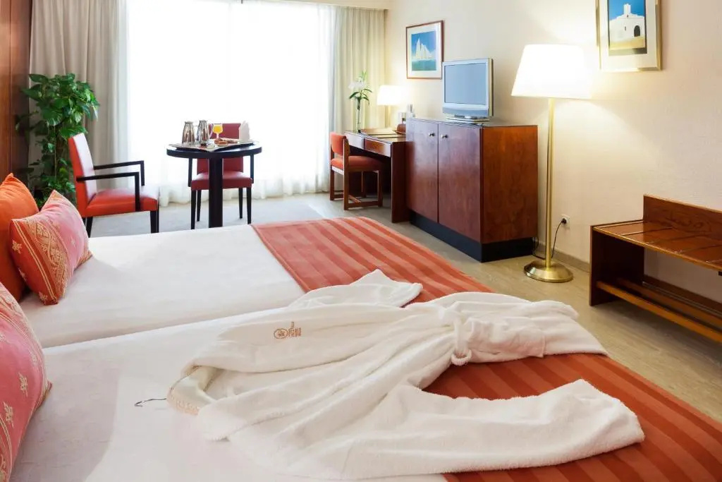 Royal Plaza Hotel - Chambres