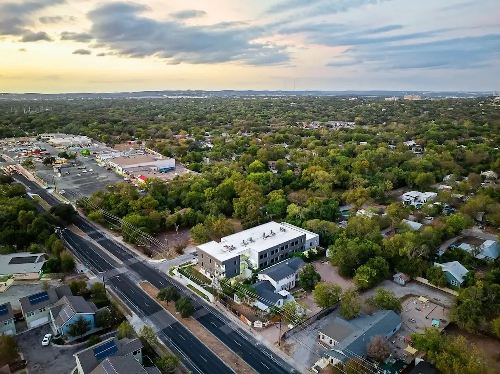 Upstay Brand New Contemporary Apartment Near Soco