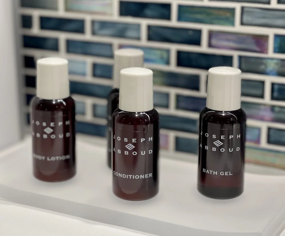 標準海景四人房，配有雙人床