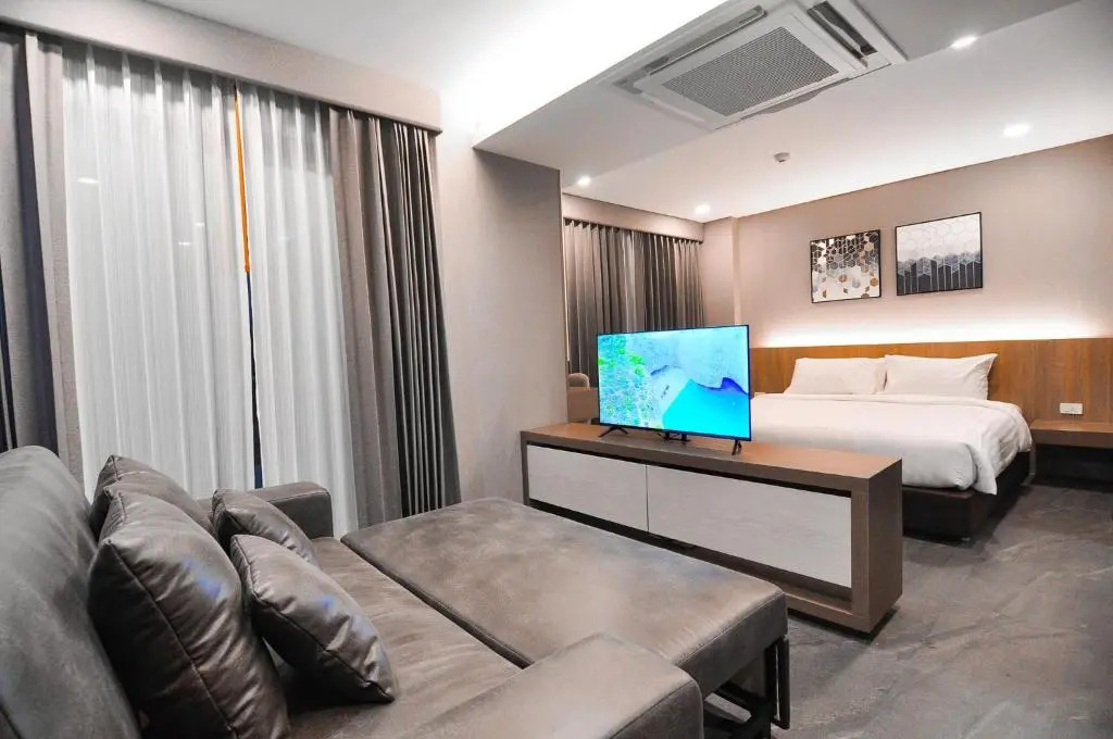 The S Block Condotel — фото 2