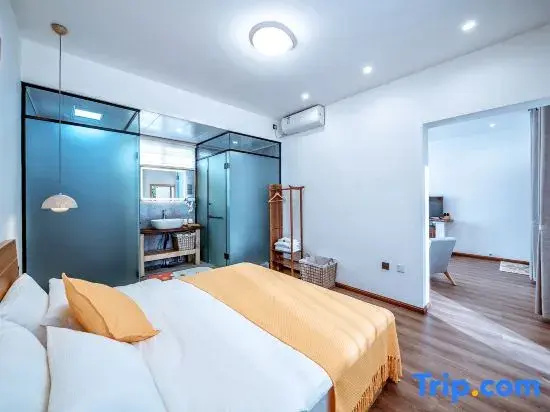 Suite with balcony and with view
