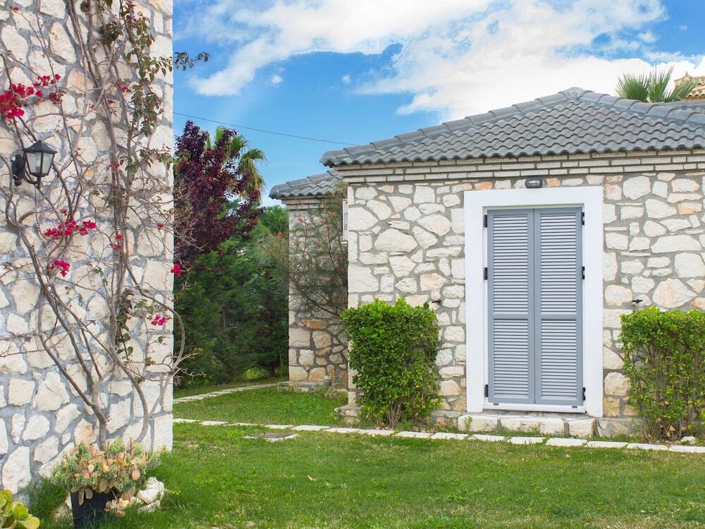 Welcoming Villa near Sea in Agrilia 3 * - pic #22