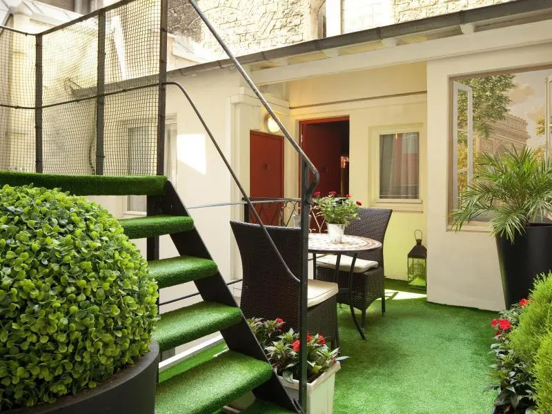 Classic Triple room