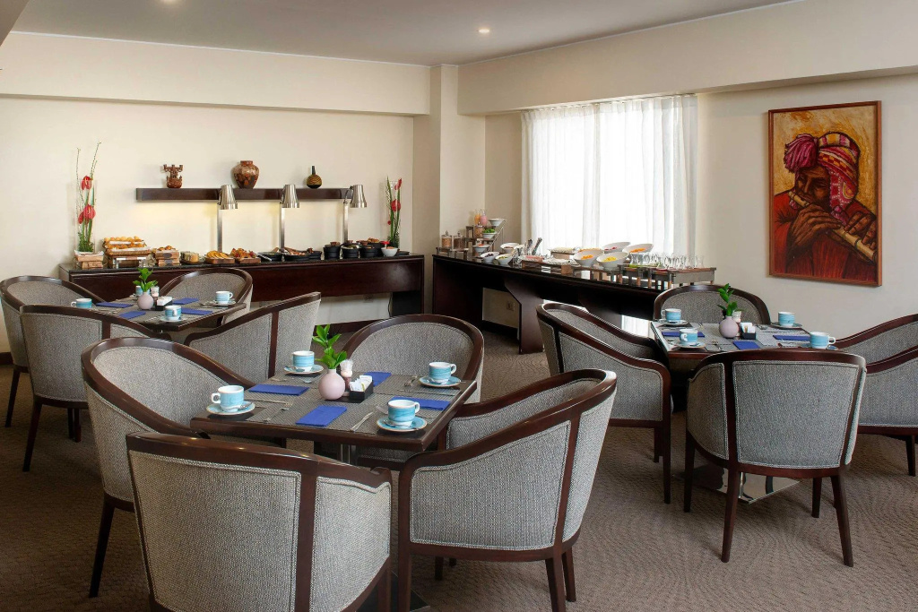 Sheraton Lima Historic Center - Chambres