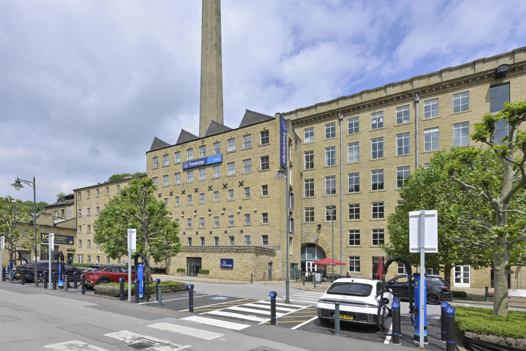 Travelodge Halifax