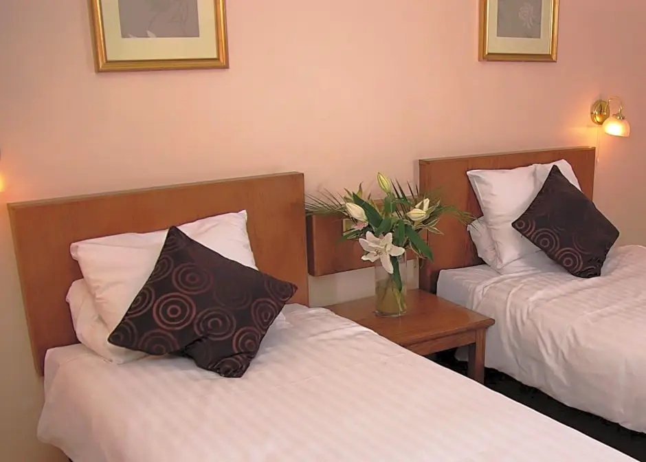 Beaufort Park Hotel - Chambres