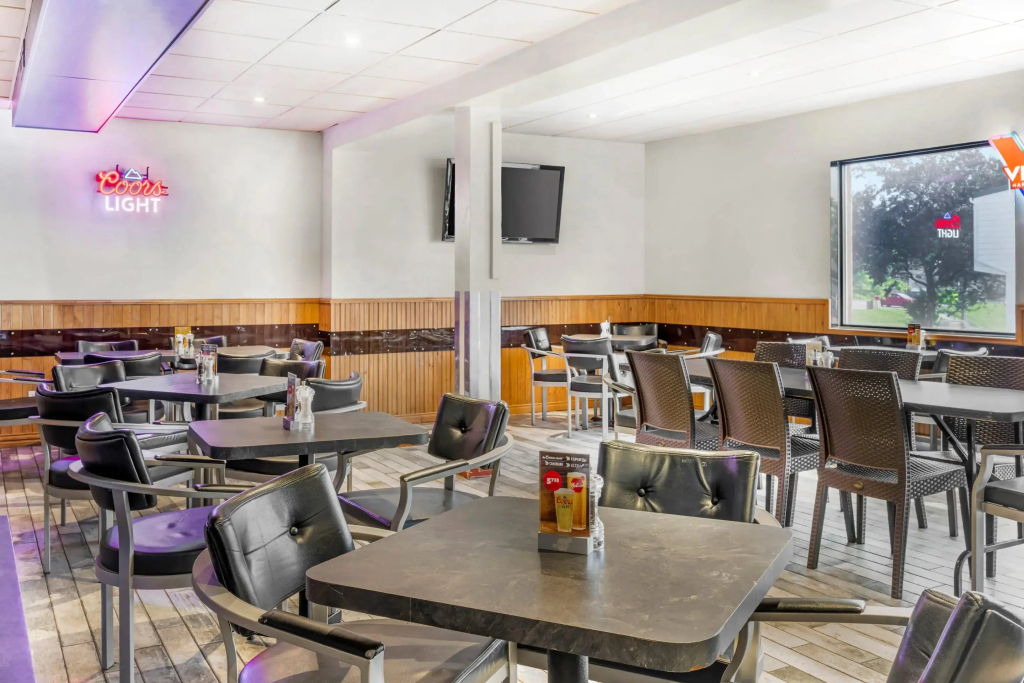 Rodeway Inn - фото 26