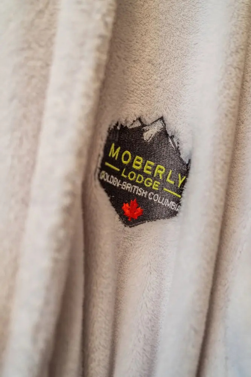 Deluxe Double room with balcony and with mountain view (twin beds)