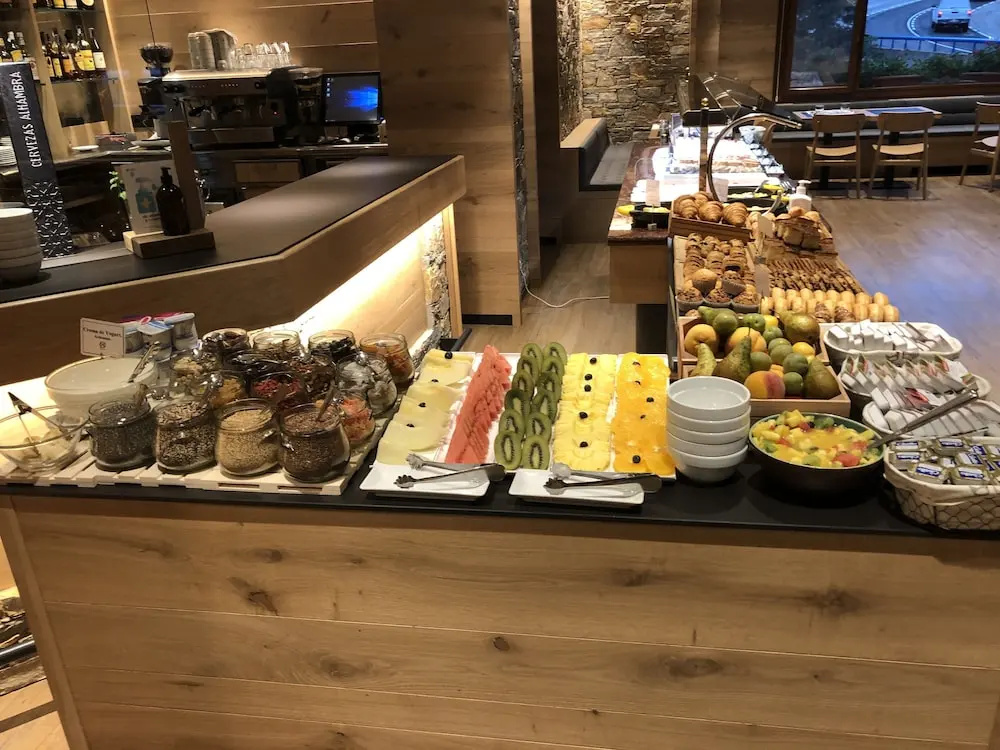 Food & Beverage