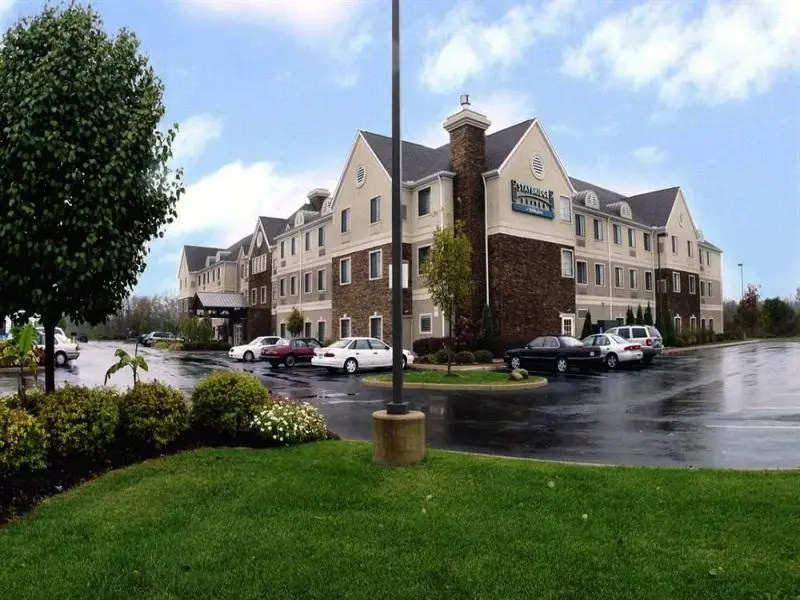 Staybridge Suites Columbus-Airport by IHG - Chambres