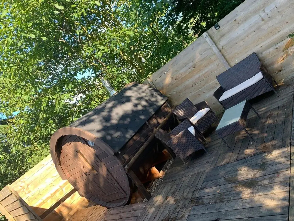 Oak Lodge Retreat - Glamping 2