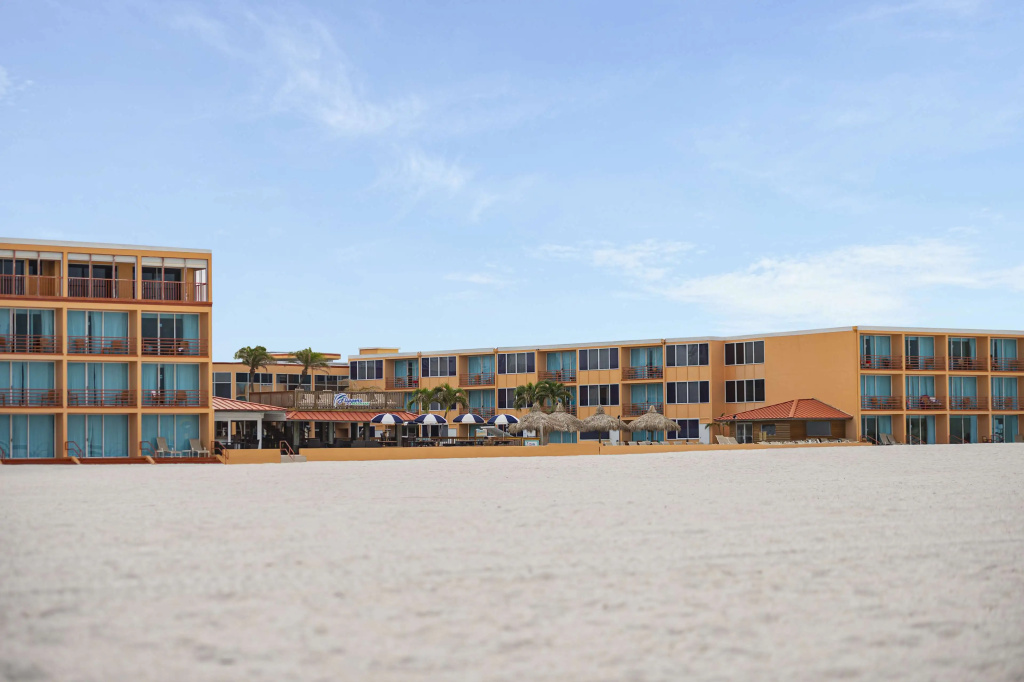 Beach & Waterfront
