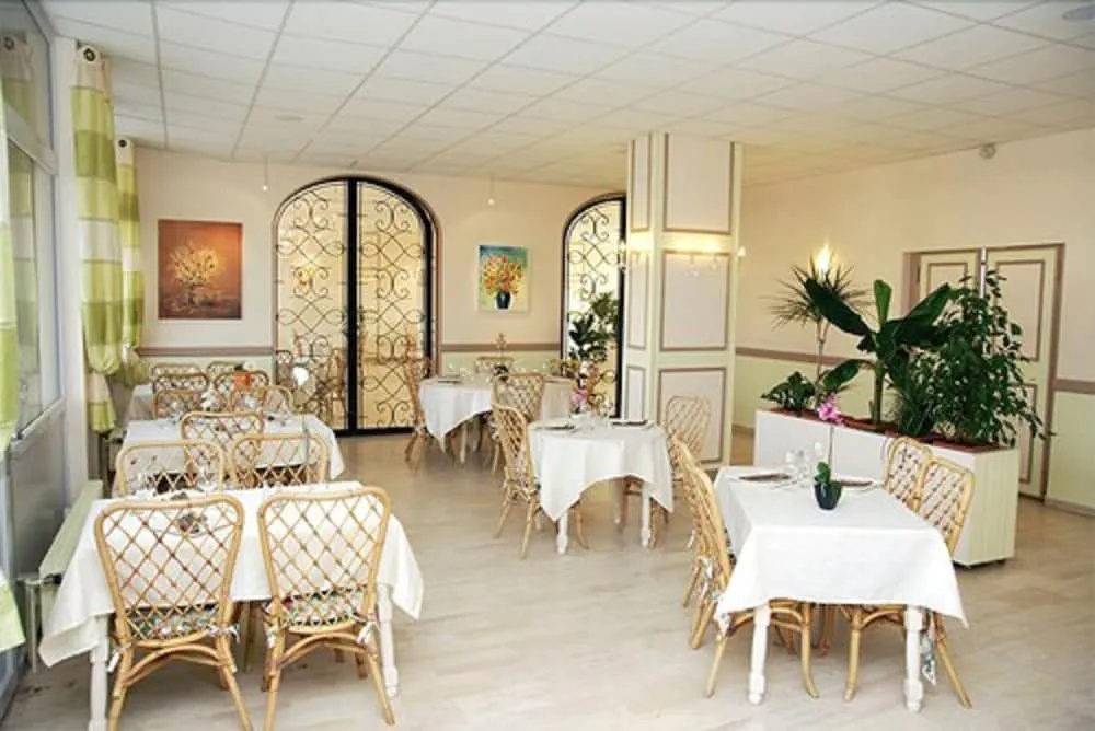 Hotel photo 10