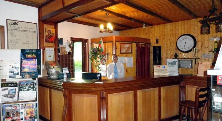 Family Hotel Adjev Han - Général