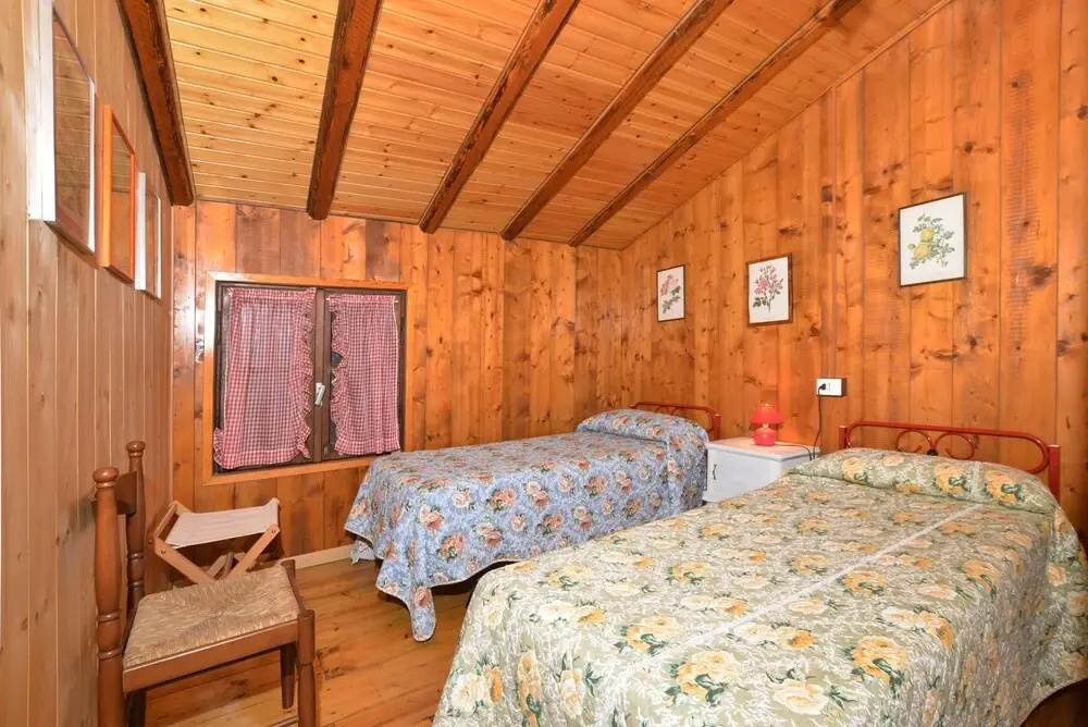 Family Cottage with balcony
