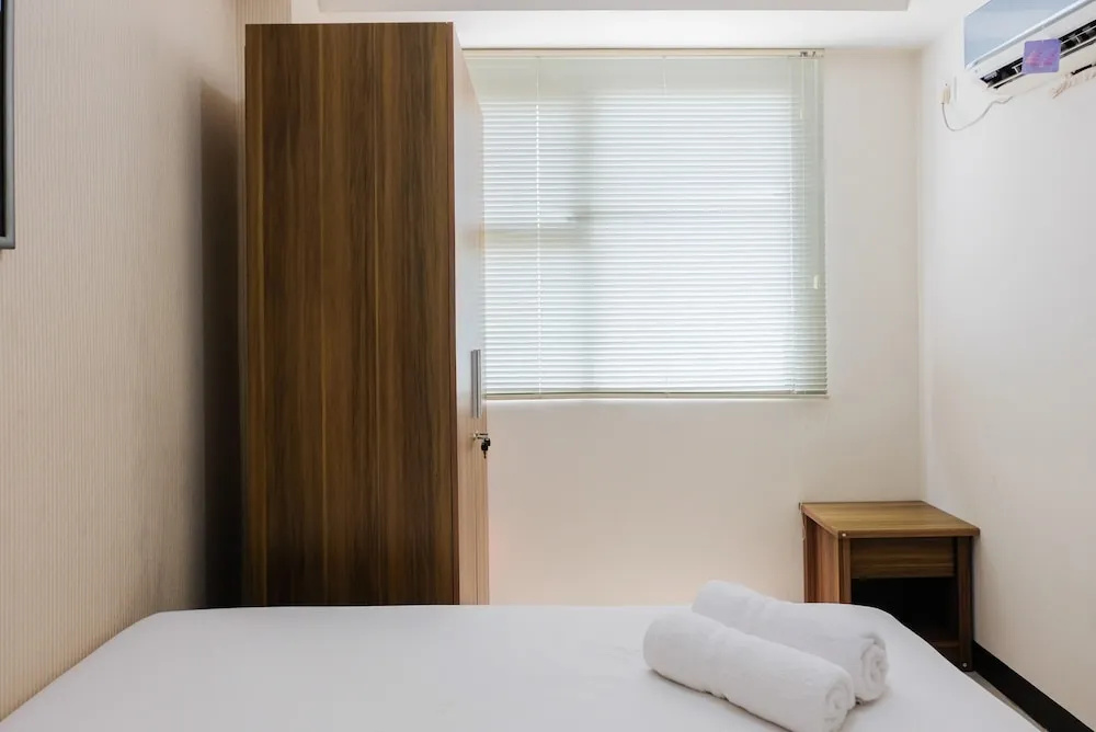 Homey and Luxurious 2Br 19 Avenue Apartment by Travelio