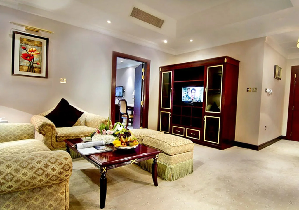 Lobby & Reception