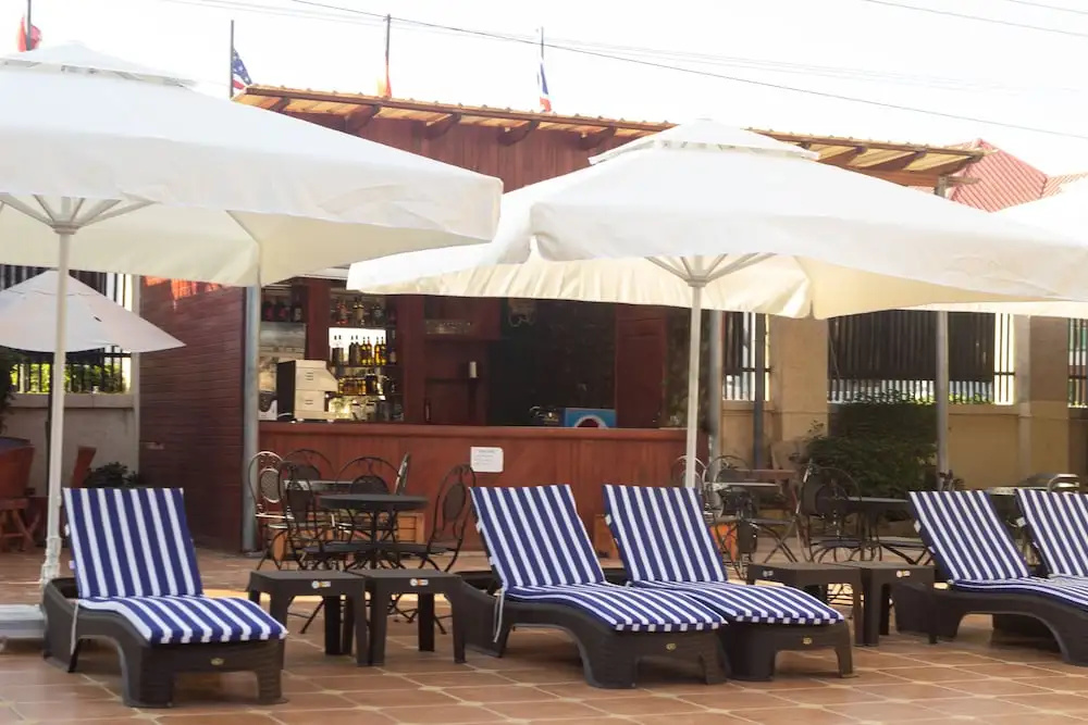 Lou Ralph Hotel