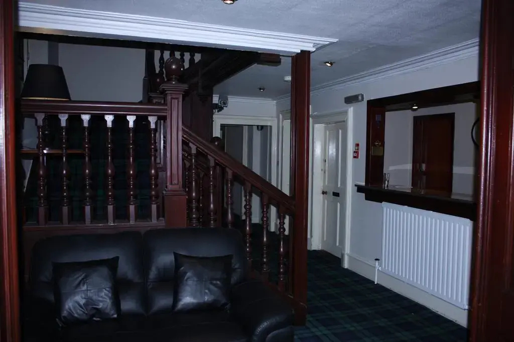 Crown Court Hotel & Bar. - Général