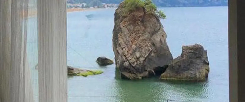 Beach & Waterfront