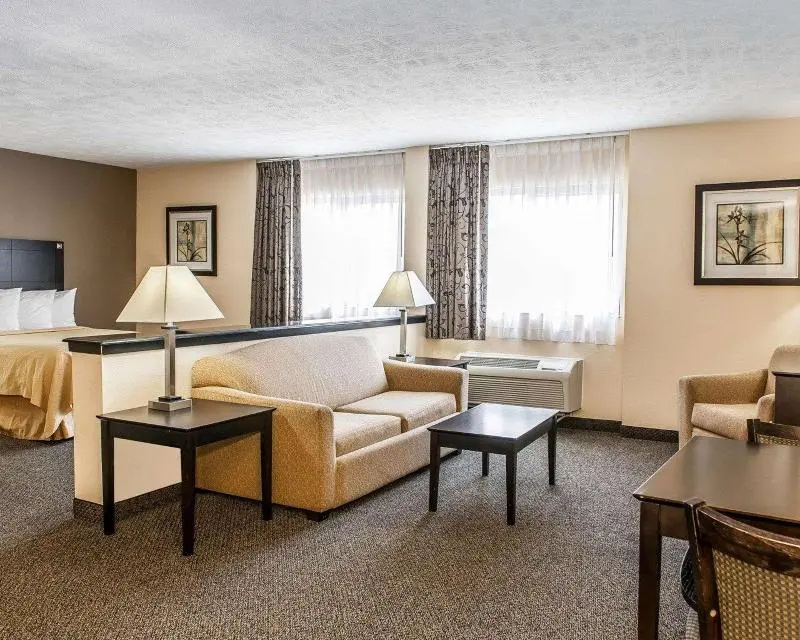 Quality Inn & Suites  Mattoon Area - Chambres