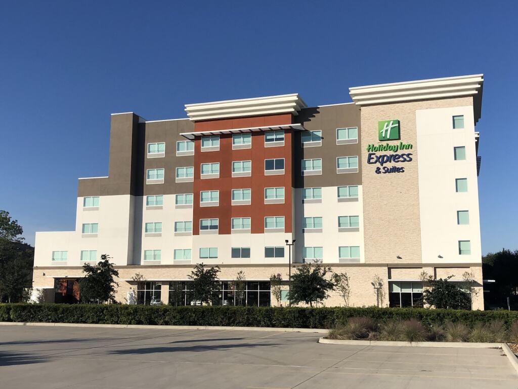 Holiday Inn Express & Suites Houston Westchase - Westheimer, an IHG Hotel image