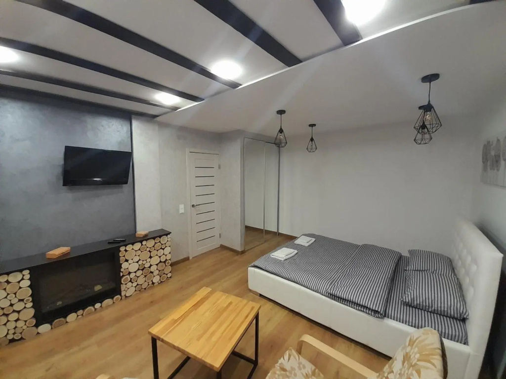 Apartment on Virmenska 13
