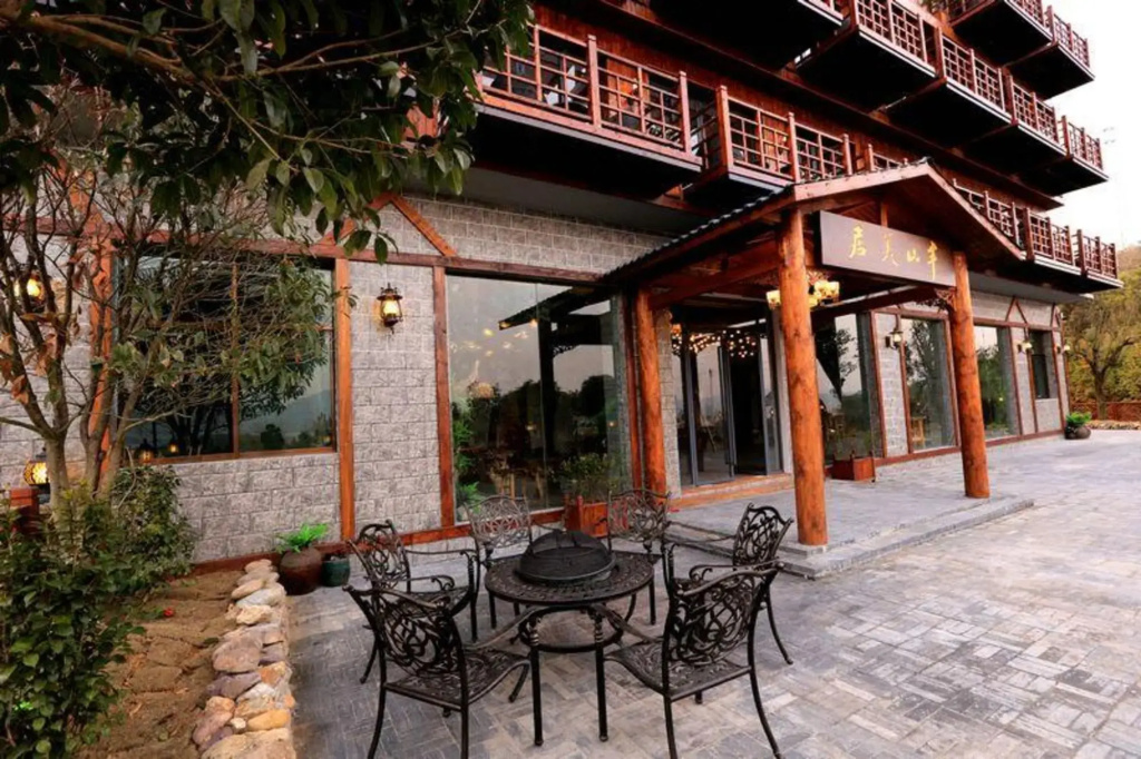 Hotel photo 13