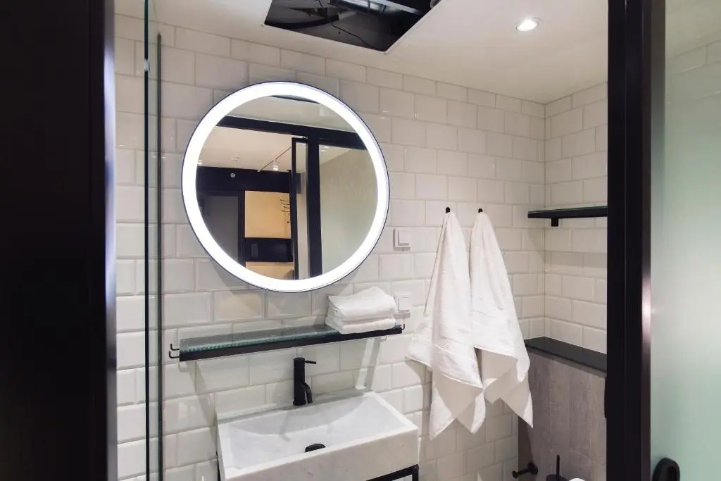 Hotel With Urban Deli - Chambres
